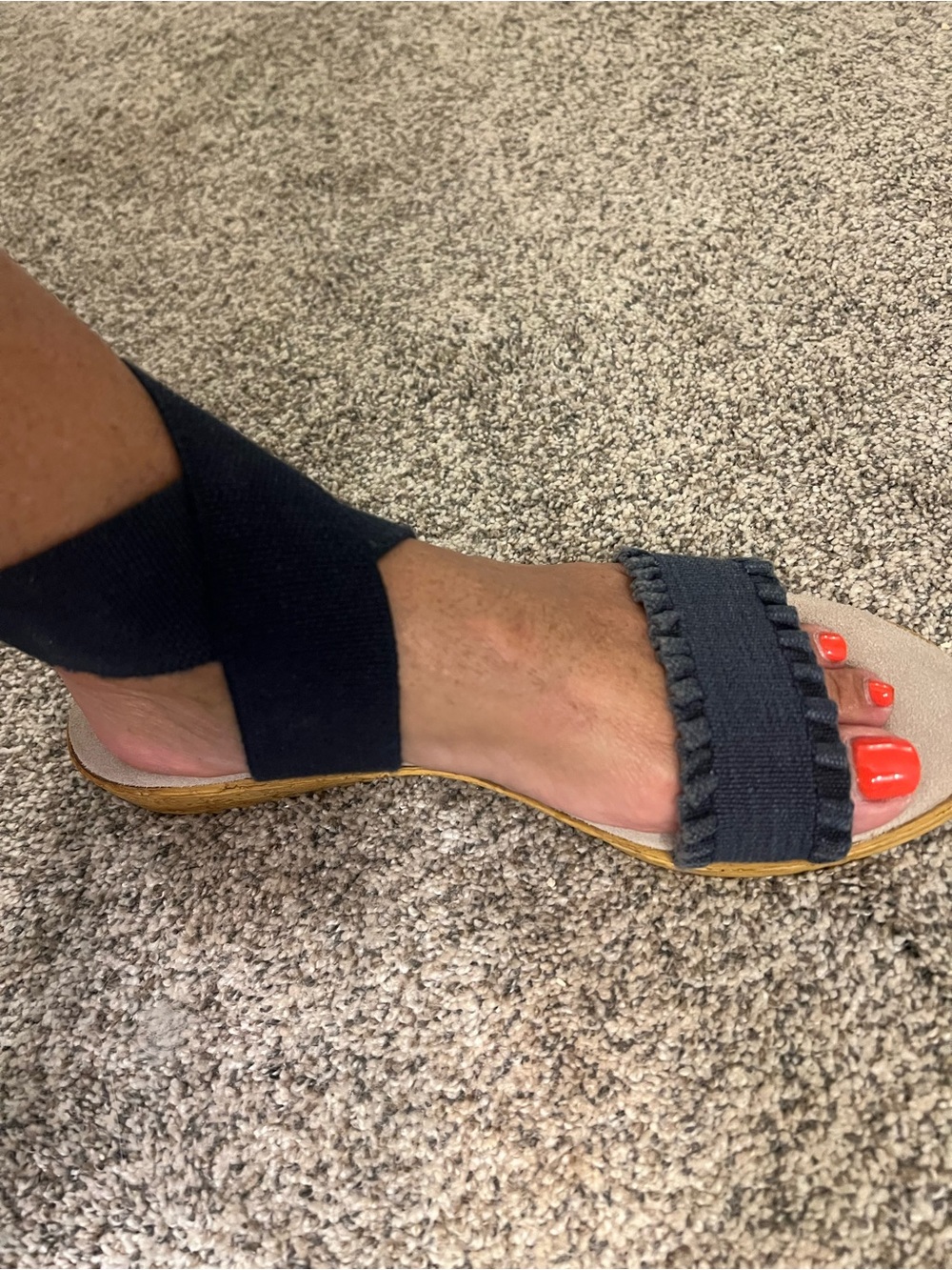 CHARLESTON SHOE CO. Navy Cross-Front Sandal with Tan Sole sz 8